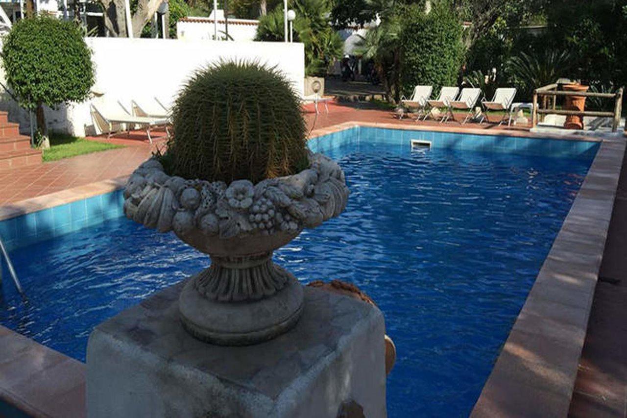 Hotel Villa Al Parco Форио Экстерьер фото