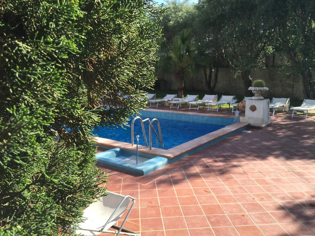 Hotel Villa Al Parco Форио Экстерьер фото